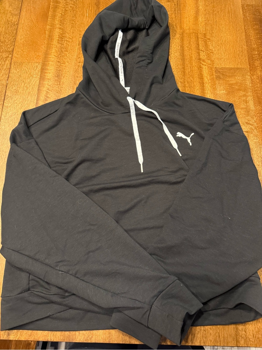Puma women’s Black Pullover Hoodie